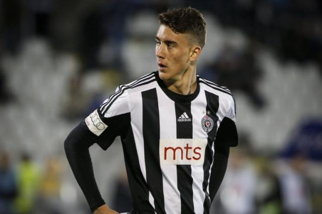 勒沃库森采 勒沃库森采