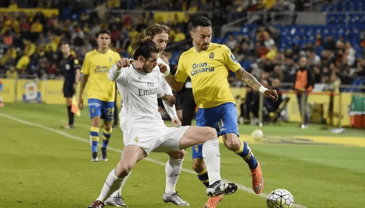 下你若在河 下你若在河